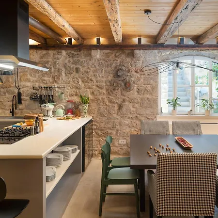 Dvor Pitve Villas Jelsa  Room photo